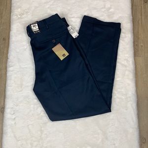 Men’s David leadbetter collection Jos. A. Bank Navy blue dress pants. Size 30x30